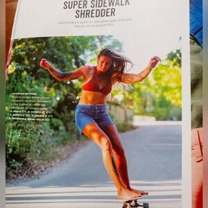 TITLE NINE DDGTOWN SHORTS